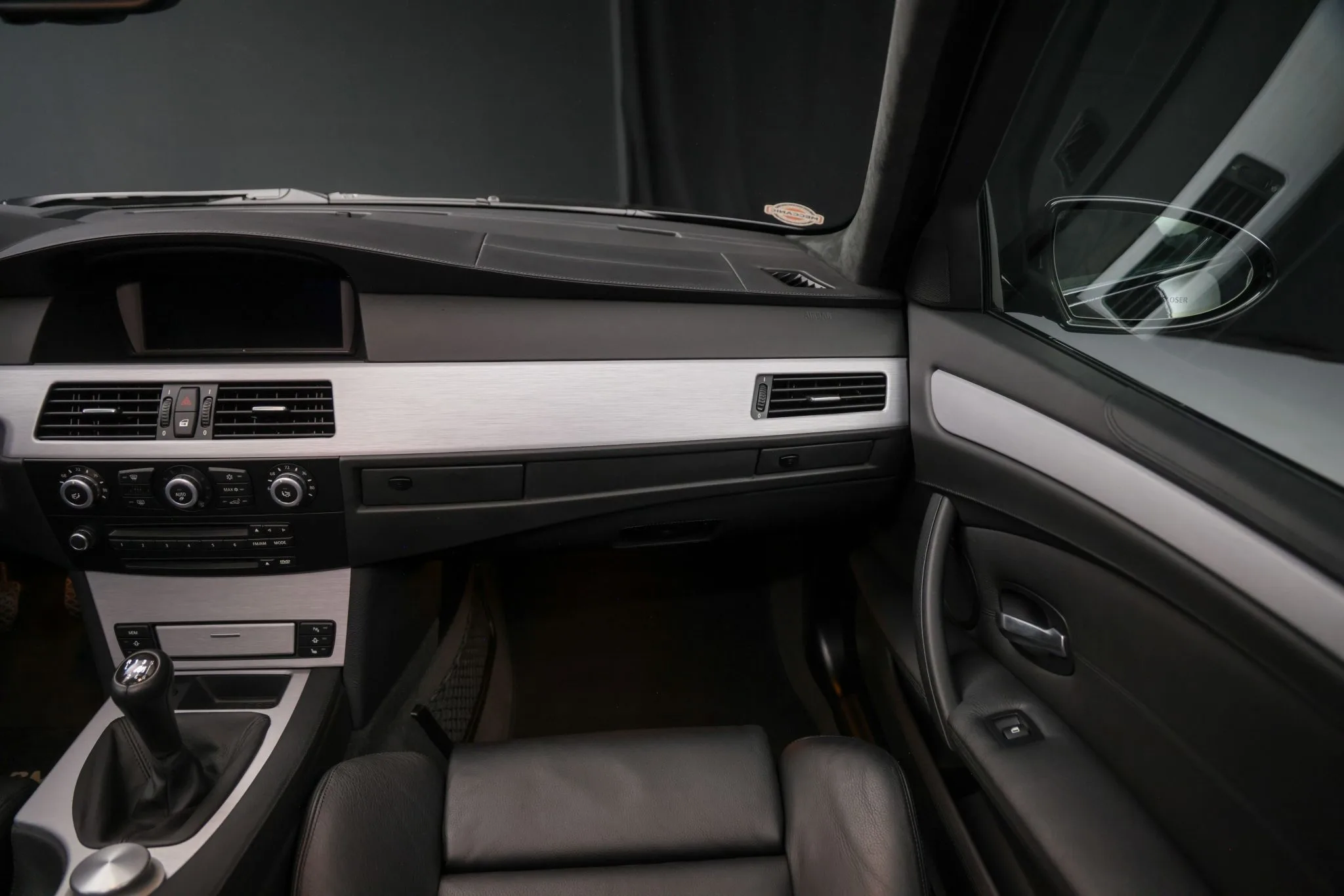 Interior 36