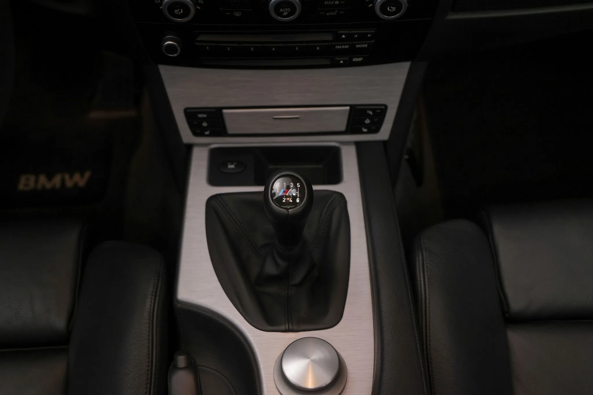 Interior 40