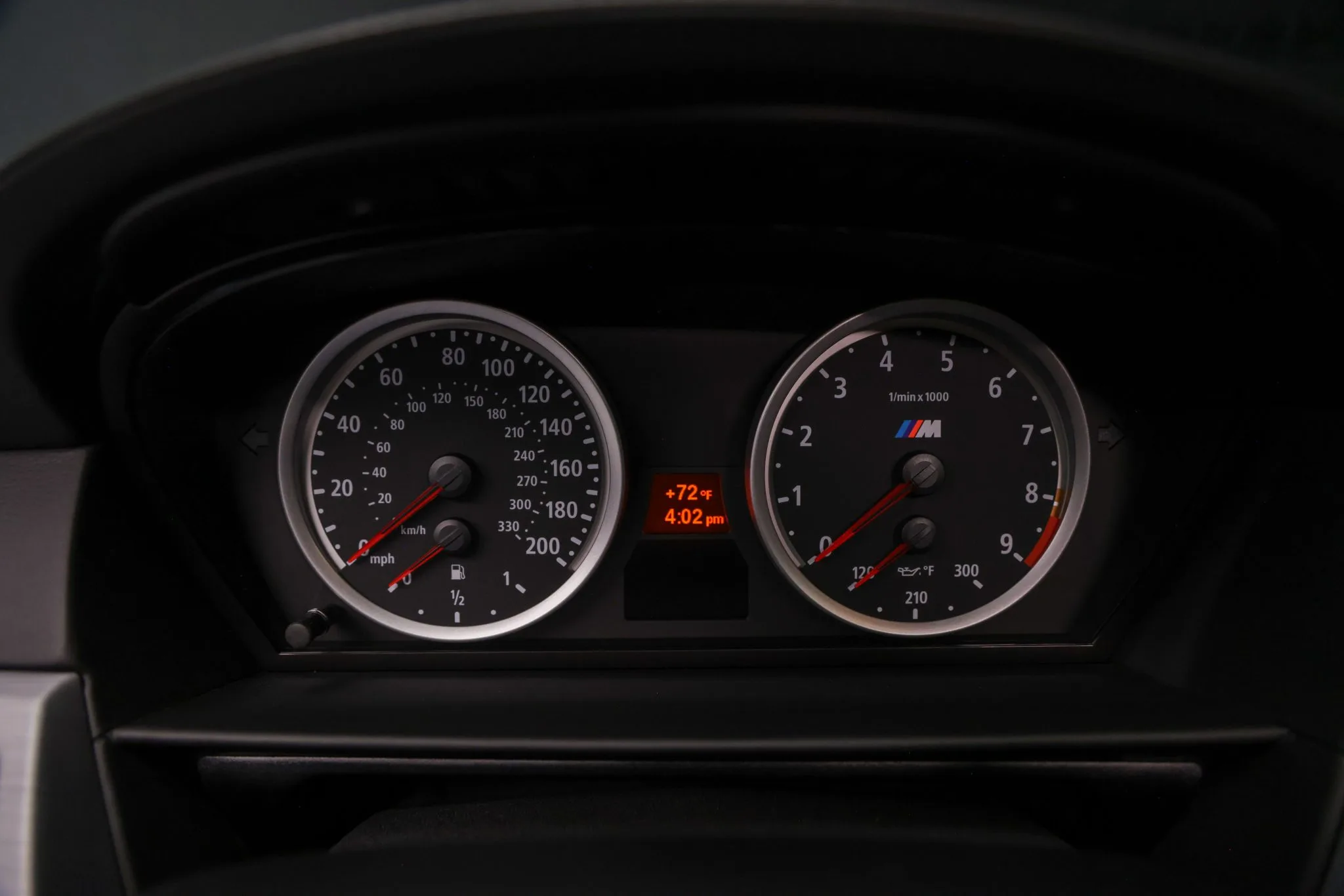 Interior 43
