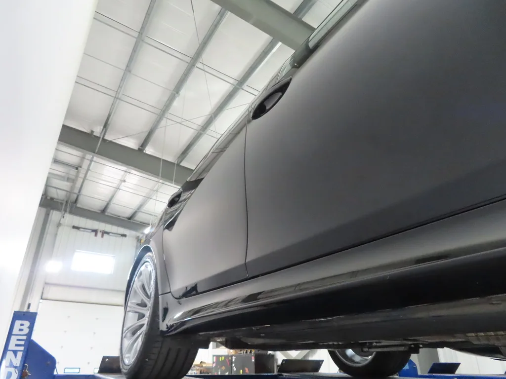 Undercarriage & underbody 9