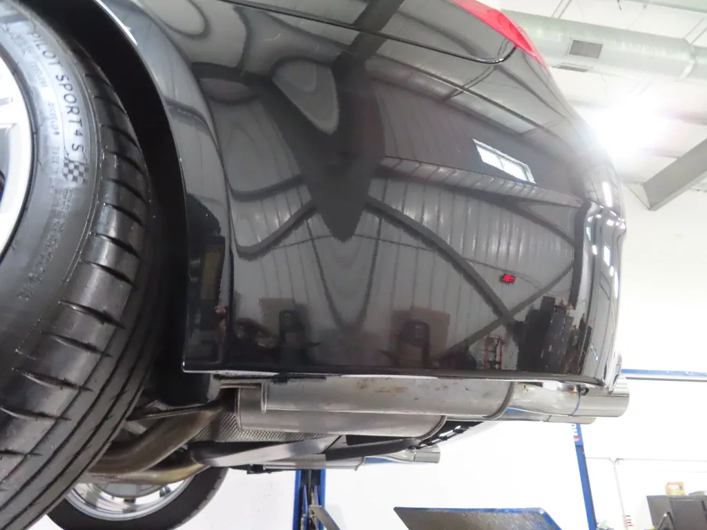 Undercarriage & underbody 10