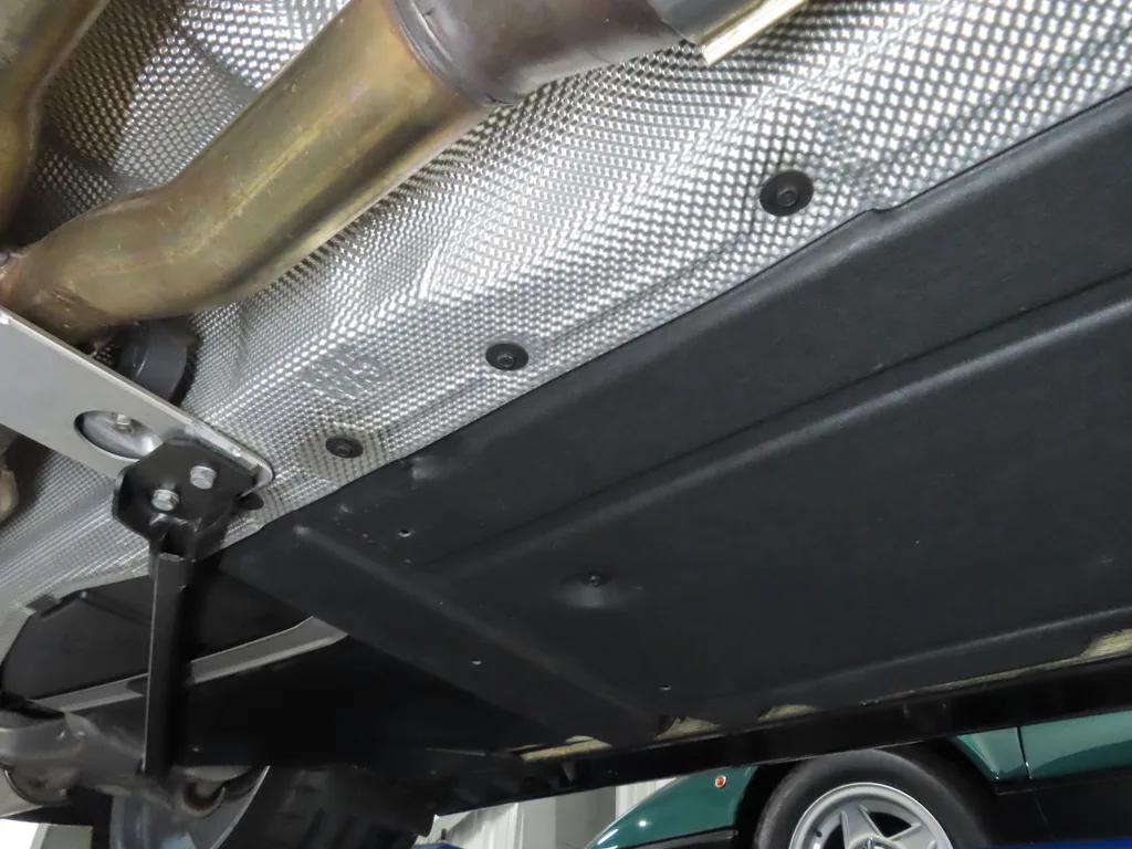 Undercarriage & underbody 27